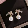Accesorios DIY aretes de botón de perla dulce elegantes de plata de ley S925 con colgante de lazo engaste de plata 7-12 mm