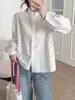 Camisa bordada com gola de renda estilo francês para mulheres, blusa branca com manga floral, novo top de outono, camisa com gola alta e manga de renda