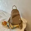 Mochila nueva y elegante 2026 para mujer, versátil para otoño e invierno, mochila pequeña casual para viajes, bolso cruzado, bolso de hombro