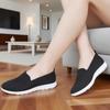 Zapatos de Tela de Pekín Antiguos 2025 Nuevos Zapatos de Mujer Casuales Transpirables Zapatos Planos Suela Blanda de Una Pierna Zapatos de Mamá Zapatos Casuales