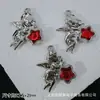 Accesorios de Estilo Oscuro Estilo Europeo y Americano Mariposa Negra Pistola Cruz de Rosa Colgante Pulsera de Cuentas DIY Collar