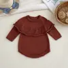 Roupa infantil para meninas, algodão puro, Classe A, macacão de tricô com detalhes vazados e ombros bufantes, cor sólida, macacão para engatinhar personalizável para bebês
