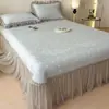 Juego de Tres Piezas 2026 Nuevo Faldón de Cama de Encaje Jacquard de Doble Cara y Esterilla Refrigerante
