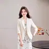 Nova Roupa de Negócios Transfronteiriça Primavera/Verão 2026 Blazer Branco Moderno de Manga Três Quartos Jaqueta Curta para Mulheres