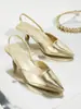 Comércio exterior plus size estilo francês elegante bico fino sapatos de camada única salto gatinho saltos altos Sandálias de verão com tira dourada/prateada bico fechado