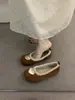 Vento de Outono Tardio Sapatos de Pelúcia Fofos e Macios para Mulheres 2025 Outono e Inverno Mocas Quentes Slip-On para o Trabalho