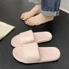 Pantuflas al por mayor para mujer, Pantuflas suaves de suela para uso diario en interiores del hogar, Pantuflas para baño y ducha, Calzado para exteriores de pareja, Zapatos de casa frescos de verano para hombre