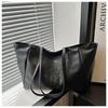 Bolso Tote de Gran Capacidad para Mujer Nuevo Transfronterizo Moderno Retro Simple Bolso de Hombro Bolso de Mano para Viaje con Texto de Moda