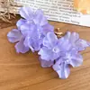 Edición limitada de verano~Aretes de flor de tela de cristal de aguja plateada, aretes de estilo dulce para vacaciones, aretes súper etéreos y hermosos para mujer