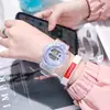 592 Reloj Digital Completamente Transparente para Hombres y Mujeres, Estudiantes de Primaria y Secundaria, Verde Matcha Multifuncional Deportivo Resistente al Agua Ins Reloj Venta al por Mayor