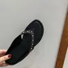 Primer Encuentro con las Chanclas de Cuña Retro Tachonadas de Nicho para Mujer, Pantuflas de Verano para Exteriores, Nuevas Sandalias de Playa de Moda 2026