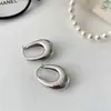 Aretes Metálicos Brillantes Ovalados Forma de Gota de Agua Pendientes Sencillos de Moda Europeos y Americanos Lujo Accesible Diseño de Aretes de Gama Alta Nicho