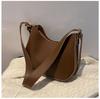 Bolsa de antebraço estilo coreano 2023 bolsa de grande capacidade feminina simples primavera Bolsa Grande tote Bolsa crescente alça de ombro oca bolsa feminina