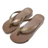 Chinelos de Dedo de Salto Alto Cor Sólida Simples Sandálias de Praia Antiderrapantes Femininas de Verão Moda Chinelos de Dedo com Plataforma Grossa