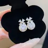 Pendientes de Moda Geométricos de Flor con Aguja de Plata S925 para Mujer, Pendientes de Diseño Nicho con un Toque de Lujo Ligero y de Gama Alta, Pendientes de Estilo Femenino