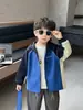 Q239 Chaqueta Infantil Estilo Primavera y Otoño Nueva Pequeño Caballero Casual Versátil con Capucha y Cremallera Ropa de Bebé para Primavera y Otoño