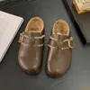 Touca Quente de Veludo Meia Pantufa Roupas de Exterior Femininas 2026 Inverno Novo Sapatos de Algodão Aumento Interno da Altura Sapatos de Solado Grosso para Preguiçosos Femininos
