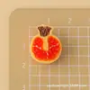 Miniaturas de frutas e alimentos de brinquedo, artesanato DIY criativo, presilhas de cabelo caseiras, acessórios de cola de creme, pequenas peças de resina, atacado