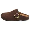 Mules fechadas estilo Birkenstock de sola grossa para mulheres, novas chinelos Birkenstock de calçar sem fecho para o verão, com bico dividido artificial para mulheres