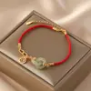 Pulseira de corda vermelha trançada com fivela de anel vintage feminina design azul e branco jade hetian fivela de segurança pequeno pingente da sorte