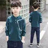 Roupas Infantis Camiseta de Manga Longa Outono para Meninos Camiseta Básica Infantil Primavera e Outono 2026 Novo Estilo Top para Meninos Algodão Puro Tendência