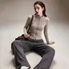 Conjunto Deportivo de Yoga para Mujer Otoño/Invierno con Felpa Adicional Adelgazante Moldeador Top con Cuello Alto y Cremallera Pantalones de Fitness Sueltos de Pierna Ancha