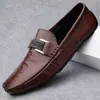 Mocasines de Cuero Genuino para Hombre Nuevos Zapatos de Negocios Británicos Transpirables Suela Suave Zapatos Casuales Zapatos de Frijol de un Paso Perezoso Hombres