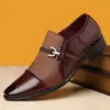Amazon AliExpress Más Vendido Transfronterizo Zapatos Casuales de Moda Estilo Británico Punta Puntiaguda Zapatos para Novio de Boda 25802