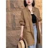 En Stock Primavera y Otoño Nuevo Retro Estilo Hong Kong Moda Madura Camisa de Longitud Media para Mujer, Top Delgado Casual Holgado para Abrigo