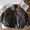 Chaqueta de solapa para niños Chaqueta de cuero acolchada para hombre Otoño Invierno 2026 Estilo Nuevo Abrigo cálido de color sólido para bebé Niñas Elegante