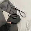 Bolsa de Mão Prata para Mulheres, Novo Modelo Primavera 2026, Bolsa Tote Pequena Tendência de Alto Padrão, Bolsa de Ombro Transversal Crescente de Alto Padrão