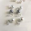 Fiebre de Corea del Sur con pendientes de perlas de imitación akoya de color brillante, clip para oreja de lujo ligero de alta gama