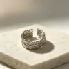 Anillo liso elegante y minimalista para el dedo índice, popular entre las influencers femeninas, anillo hueco de lujo ligero, anillo de lazo de estilo coreano de nicho