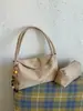 Bolso de mano retro transfronterizo para mujer 2026 nuevo modelo bolso de hombro simple de gamuza para el día a día bolso tote vintage de moda