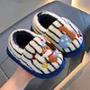 Pantuflas de algodón para niños de otoño e invierno, unisex, cálidas y forradas de felpa, con un lindo diseño de cachorro, adecuadas para bebés y niños pequeños, para uso en interiores, con talón cerrado