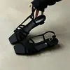 Primeiro Encontro com as Novas Sandálias de Salto Alto da Temporada, Confortáveis, Abertas na Ponta, Sem Costas, com Acolchoamento de Pelúcia, Salto Anabela, Estilo Romano, Tiras Finas e Fivela, um Item de Nicho