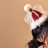 Sombrero de Bola de Pelo con Lazo Rojo y Cascabel Pinza para el Cabello Femenina Accesorios de Vestido de Fiesta de Gama Alta Clip de Tocado de Navidad