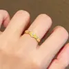 Novo Anel de Flor com Personalidade Tendência Anel para Dedo Indicador Flor Van Persistente Anel Banhado a Ouro com Pérola Joias Atacado Transmissão ao Vivo