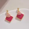 Brincos redondos geométricos novos para a primavera e o verão de 2025 brincos de flor de menina doce de alta qualidade brincos com senso de design
