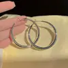 Un Par de Pendientes de Aro Retro con Estilo Europeo y Americano, Diseño de Círculo Geométrico de Alta Gama, Chapado en Oro