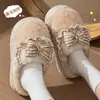 Chinelos de Algodão com Laço Femininos 2026 Novo Outono Inverno Interno Casa Pelúcia Quente Sola Grossa Uso Externo Chinelos de Algodão Feminino