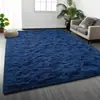 Venta al por mayor transfronteriza de mantas suaves de felpa de seda de color sólido teñidas en degradado para sofás, mantas refrescantes para dormitorios, mantas de mesita de noche y alfombras de sala de estar de cuerpo entero.