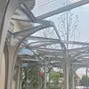 Estructuras metálicas artísticas de galería personalizadas de la fábrica de origen de Shanghái, estructuras metálicas curvas de panel único de aluminio hechas a medida para pasillos