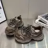 Zapatos tipo "dad shoes" de suela gruesa para mujer, nuevo modelo otoño 2026, zapatos casuales que aumentan la altura para personas bajitas, zapatillas de entrenamiento retro alemanas, zapatillas versátiles