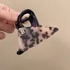 Pinza de Garra de Acetato de Lujo de Gama Alta con Textura Ámbar para Mujer, Nuevo Elegante Pasador de Tamaño Mediano con un Toque Sofisticado, Pinza de Tiburón para Recogido Parcial en la Parte Posterior de la Cabeza
