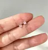 Aretes ear cuffs de circonita color plata pura 999, aretes de alta gama, tachuelas de plata pura simples y elegantes, joyería para el cuidado de perforaciones de oreja para mujeres