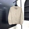 Chaqueta de color liso, ligera, cortavientos e impermeable, ropa con protección solar, simple y ordenada con diseño de cremallera oculta 11730