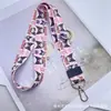 Cuerda de correa de teléfono móvil de dibujos animados perforada de 20 mm, colgante, colgante, funda de teléfono móvil con cuerda para el cuello