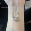 Elegante e Fresco Colar Flor Borboleta Fantasma para Mulheres, Design Exclusivo com Embelezamento Completo de Diamante, Design de Alto Padrão, Versátil