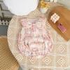 Mono sin mangas rosa súper lindo de verano para bebé Estilo de verano para niña de bebé Luna Llena Cien Días Triángulo de moda para gatear